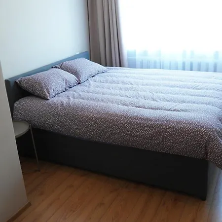 Near Centre Apartment *